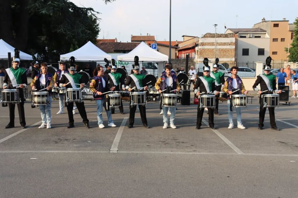 millennium drum corps - Brianza parade Band Veduggio